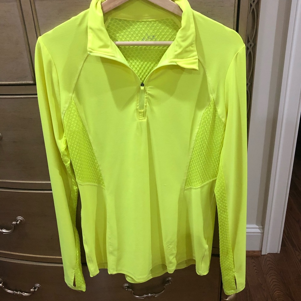Neon Green Full Sleeved Half-Zip Athletic-Wear